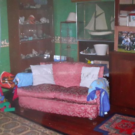 Peti Kaz Hotel Saint-Seurin-sur-l'Isle ภายนอก รูปภาพ